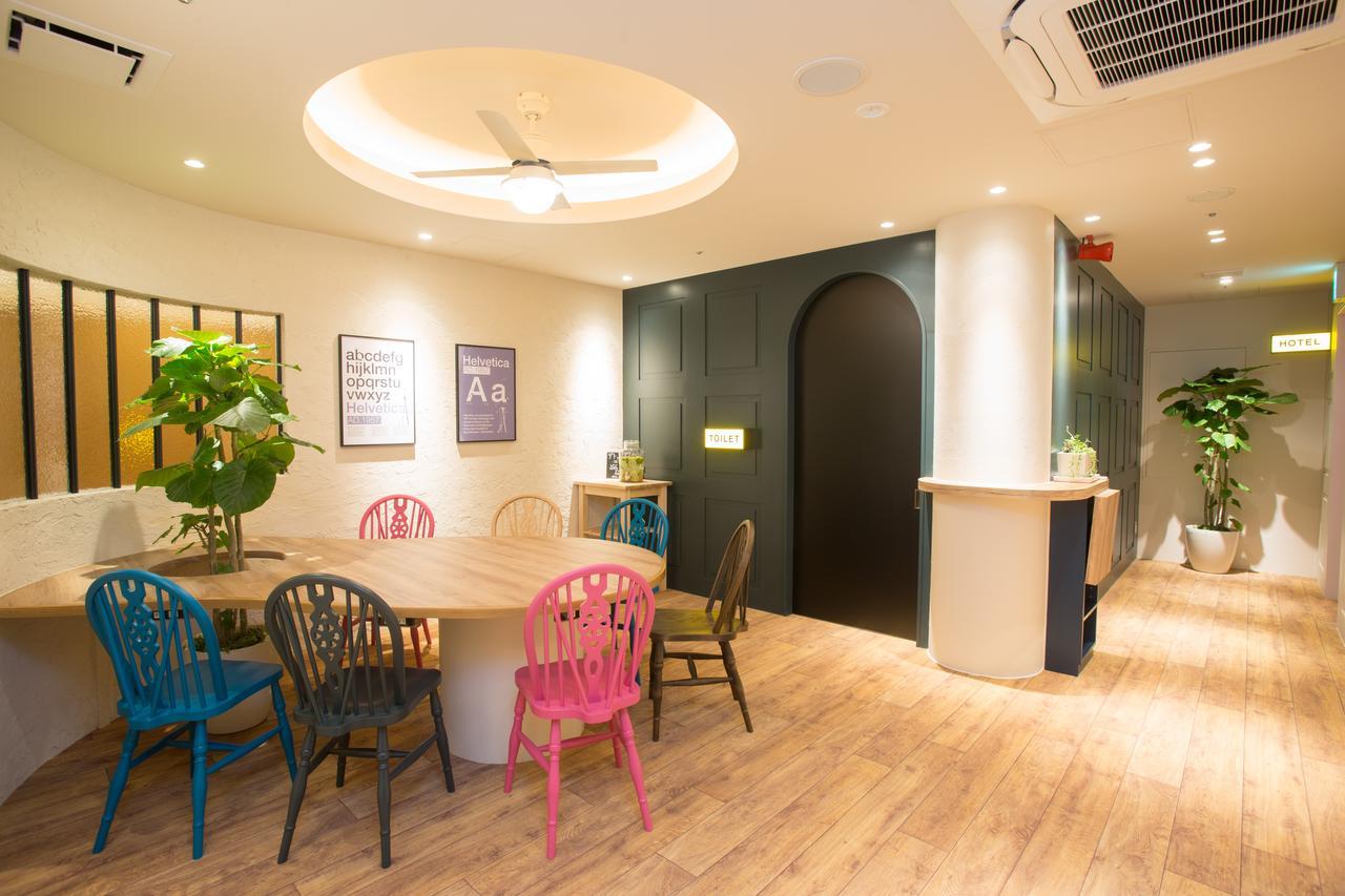 New Japan Lady'S Capsule Hotel Osaka Ngoại thất bức ảnh