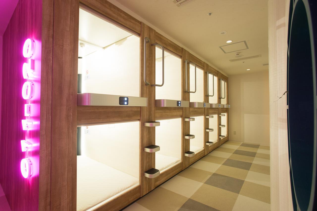 New Japan Lady'S Capsule Hotel Osaka Ngoại thất bức ảnh